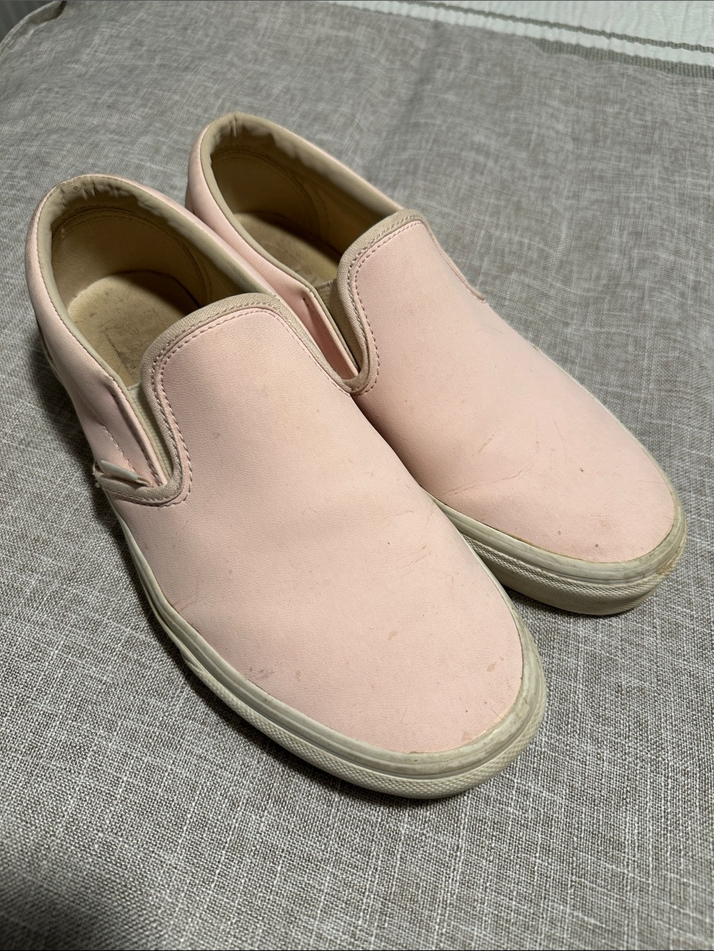 Vans Slip-On Sneakers in Light Pink